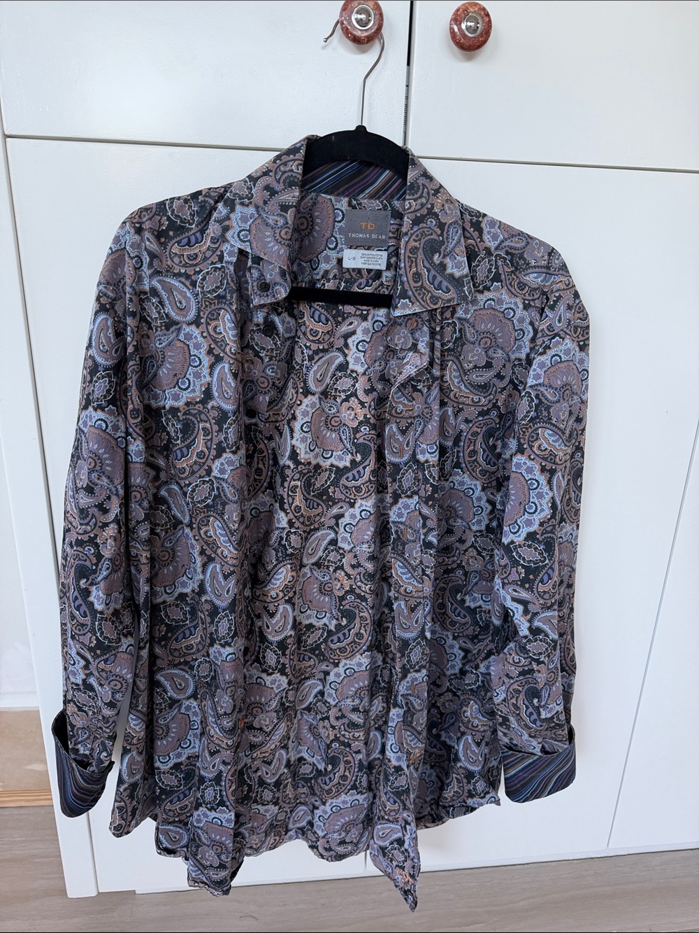 Men’s dress/casual shirt